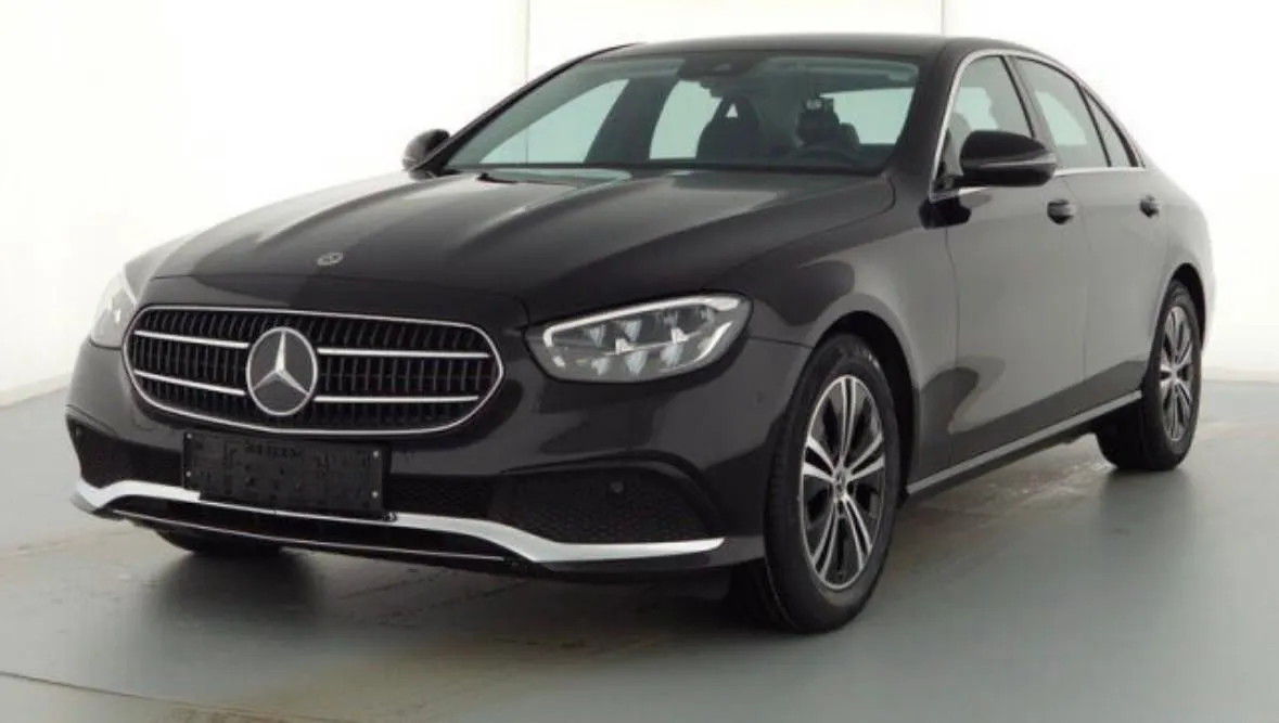 MERCEDES BENZ Classe E E 220 d Mild hybrid Auto Business Spo Image 1